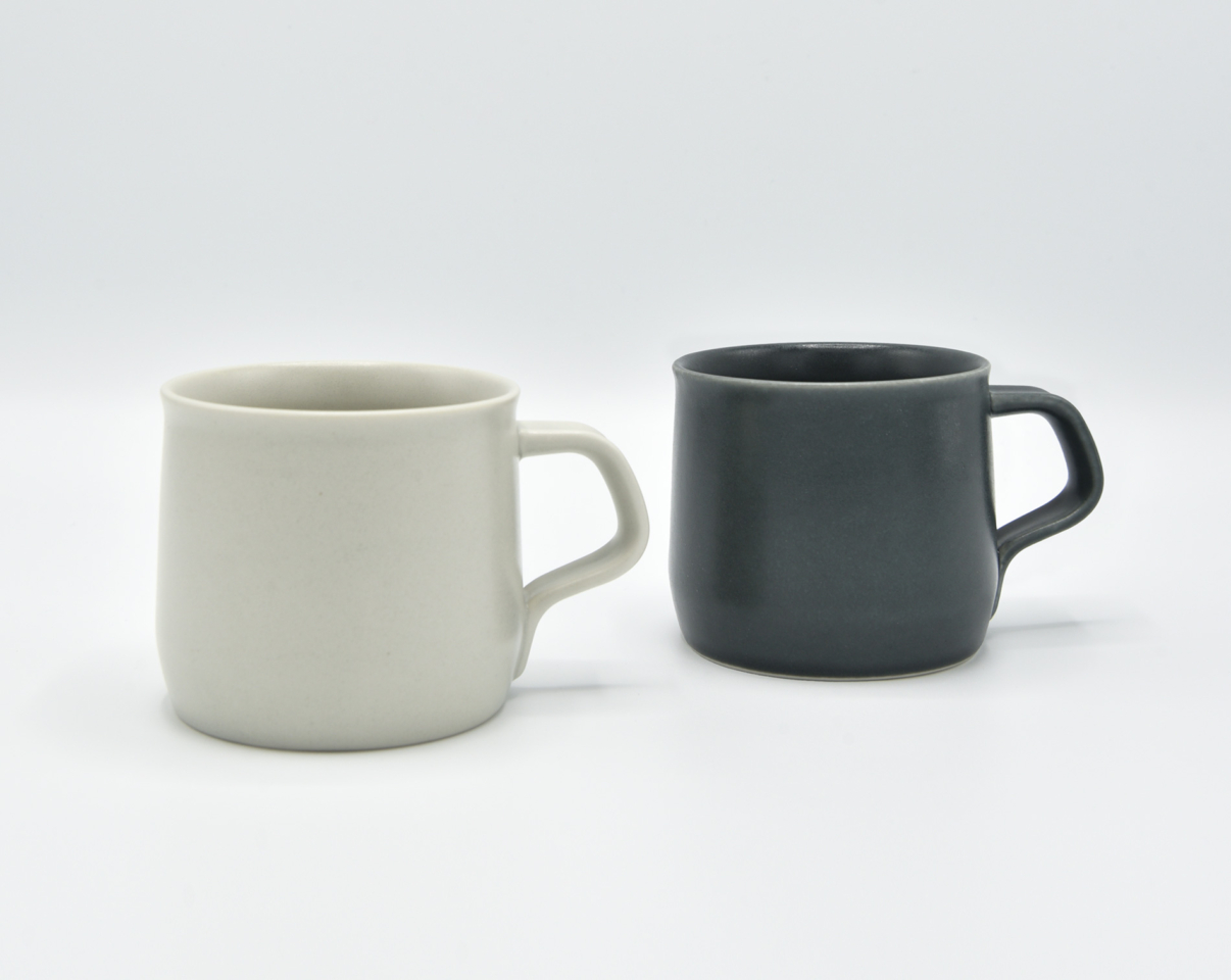 Kinto FOG mug 270ml coffee cup dark grey and ash white from The Coffee Officina